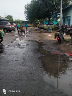 Perputaran Uang Menyampaikan 4 Milyar, Namun Kondisi DPI, Lusuh, Becek dan Bau