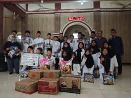 Tingkatkan Literasi Finansial Sejak Dini, KWEBS Berbagi Santunan di Tiga Panti Asuhan Surabaya