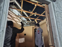 Selasa Dini Hari, Warga Desa Bakung Kec.Udanawu Kab.Blitar Dikejutkan Ledakan dari Mushola