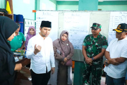 Emil Dardak Update Dapur MBG di Jatim, Suspend 788 Tersisa 213 SPPG