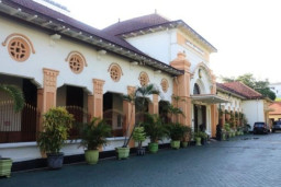 PT Gala Bumi Perkasa, Pengembang Pasar Turi, Didenda Rp 214 Miliar