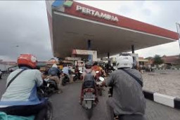 Himbau Warga Tak Panik, Pemkab Lumajang Pastikan Ketersediaan BBM dan LPG Aman