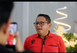 Dinilai Tak Sinkron dengan Pusat, Saifudin Zuhri Desak Khofifah Cabut SE WFH ASN Hari Rabu