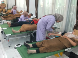 Sambut Hardiknas, Dikbud Sidoarjo Gelar Cek Kesehatan Gratis dan Donor Darah