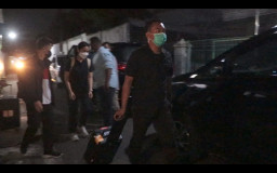 KPK Geledah Rumah Dirut PD Aneka Usaha Kota Madiun, Sita Catatan Keuangan dan Satu Handphone 