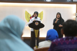 Mbak Wali Saksikan Pelantikan Pengurus Gerkatin 2023–2028, Perkuat Komitmen Kota Inklusif