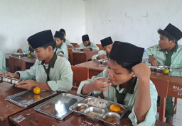 Tak Penuhi Standar MBG, BGN Setop Operasional Dua SPPG di Pamekasan
