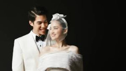 Resepsi El Rumi dan Syifa Hadju, di Hotel Mewah