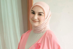 Irish Bella, Dikelilingi Calon-calon Dokter