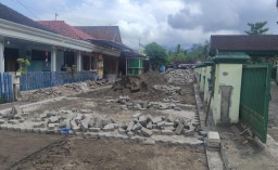 Tingkatkan Kenyamanan, Pavingisasi Terminal Sarongan Banyuwangi Terus Dikebut Capai 50 Persen