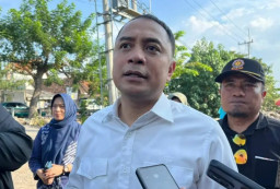Prioritaskan Fungsi Pedestrian, Pemkot Surabaya Bongkar Fasad Eks Toko Nam
