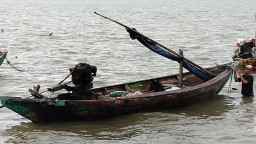 Dari Laut yang Melimpah ke Sepi Hasil: Kisah Pengepul Nelayan Mengare Bertahan di Tengah Penurunan Tangkapan