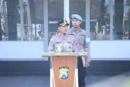 Polres Blitar Kota Gelar Launcing Program KOPLINGMAS BABINKAMTIBMAS dan Pemberian Penghargaan Anggota