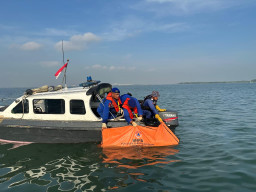Korban Terakhir Kapal Nelayan Tenggelam di Perairan Gresik Ditemukan, Operasi SAR Resmi Ditutup