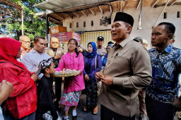 DPR RI Dorong Kebangkitan Kampung Kue Rungkut, UMKM Diharapkan Naik Kelas