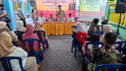 Reses di Rungkut Tengah, Bambang Haryo Paparkan Program MBG dan Serap Aspirasi Warga