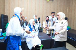 Pelepasan Kloter 116, Jatim Catat Rekor Pemberangkatan Haji Terbesar