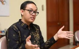 Dua Ekonom Minta tak Remehkan Orang Desa dengan Dolar