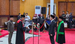 Resmi Pimpin DPRD Surabaya, Syaifuddin Zuhri Komitmen Perjuangkan Aspirasi Rakyat 