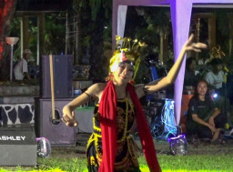 Hidupkan Kemandirian UMKM, Pemkab Madiun Gencarkan Gelaran ‘Jumat Sore’ di Alun-alun Caruban