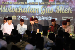 Gus Fawait Ajak Jamaah Doakan Jember dalam Majelis Moloekatan Gus Miek