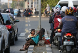 Klaim Penghasilan Jauh di Atas UMK, Pengamen dan Pengemis di Tuban Tolak Ditertibkan