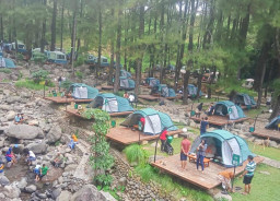 Akhir Long Weekend, Wisata Jolotundo Nganjuk Diserbu Ribuan Pengunjung