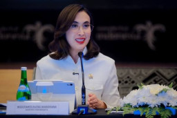 Menteri Pariwisata, Koleksi Mercedes-Benz G63 Senilai Rp 8,8 Miliar
