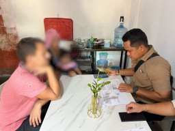 Overstay Lebih dari 60 Hari, WNA Ukraina Terancam di Deportasi usai Diamankan Imigrasi Blitar
