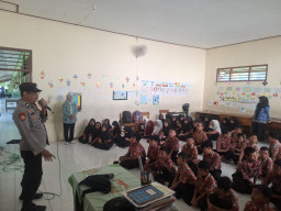 KAI Daop 7 Madiun Komitmen Perkuat Upaya Peningkatan Keselamatan Perjalanan Kereta Api, Khususnya Pelajar