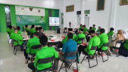 Kembalinya Kaji Ghofur Nahkodai PKB, Bukti Kaderisasi Setengah Hati