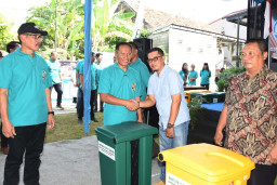 Dimulai dari Rumah, Plt Bupati Tulungagung Ajak Masyarakat Komitmen Pilah Sampah untuk Masa Depan Iklim