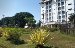 Ciptakan Ruang Publik Sehat dan Nyaman, DLH Ponorogo Terapkan KTR di Taman - RTH