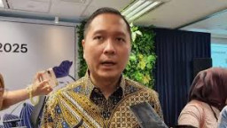 Ekonom Rasakan Tekanan Kondisi Keuangan