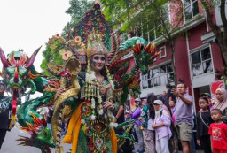 Lewat Surabaya Fashion Festival 2026, Pemkot Dorong Terwujudnya Industri Kreatif