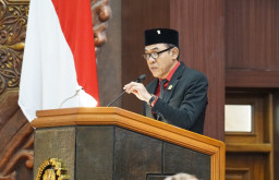 DPRD Jatim Lanjutkan Pembahasan Raperda Keuangan APBD 2025, Soroti Serapan Anggaran