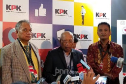 PDIP Kritik KPK yang Masih Suka OTT
