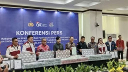 OJK, Ungkap Indosurya, Tiga Tahun Tilep Dana Polis Rp 600 Miliar