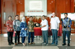 Dukung Transformasi Industri, PLN Gelar Courtesy Meeting Dengan PT Gudang Garam Tbk
