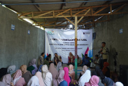 Luncurkan Program ELSINDUK GEMES, PLN UIT JBM Dorong Ekonomi Sirkular dari Pengelolaan Bank Sampah
