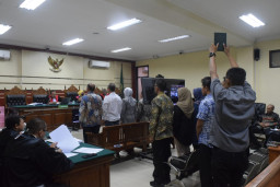 JPU KPK Hadirkan 11 Saksi Dalam Persidangan Lanjutan Kasus Dugaan Korupsi Walikota Madiun Nonaktif Maidi 