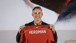 Herdman Lega Pahami Taktik Darinya