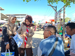 Balai POM di Bima Gandeng Saka POM Edukasi Keamanan Obat dan Makanan di Pasar Amahami
