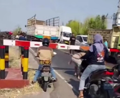 KAI Daop 7 Madiun Tangani Cepat Kecelakaan Kereta Api yang Tertabrak Truk di Area Bagor–Saradan