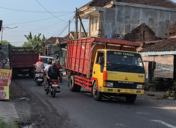Antisipasi Kerusakan Jalan Alternatif, Pemkab Tulungagung Anggarkan Rp2 Miliar