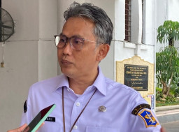 Lindungi Hak Masyarakat, Pemkot Surabaya Wajibkan Tempat Usaha Kantongi Izin Parkir