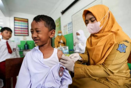 Gandeng MUI, Pemkot Surabaya Targetkan Imunisasi Anak Sekolah hingga 90 Persen