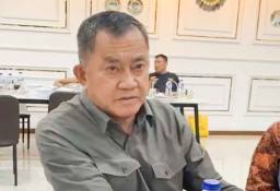 Chat WA Mantan Wakil Kepala BGN Lodewyk Diajukan ke Sidang Praperadilan