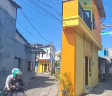 Bikin Viral, Desain Rumah 2 Lantai Setipis Tisu Tak Lazim di Tengah Kota Surabaya