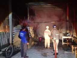 Kebakaran Landa Wilayah Blitar Lagi, Korban Alami kerugian Capai Rp100 Juta